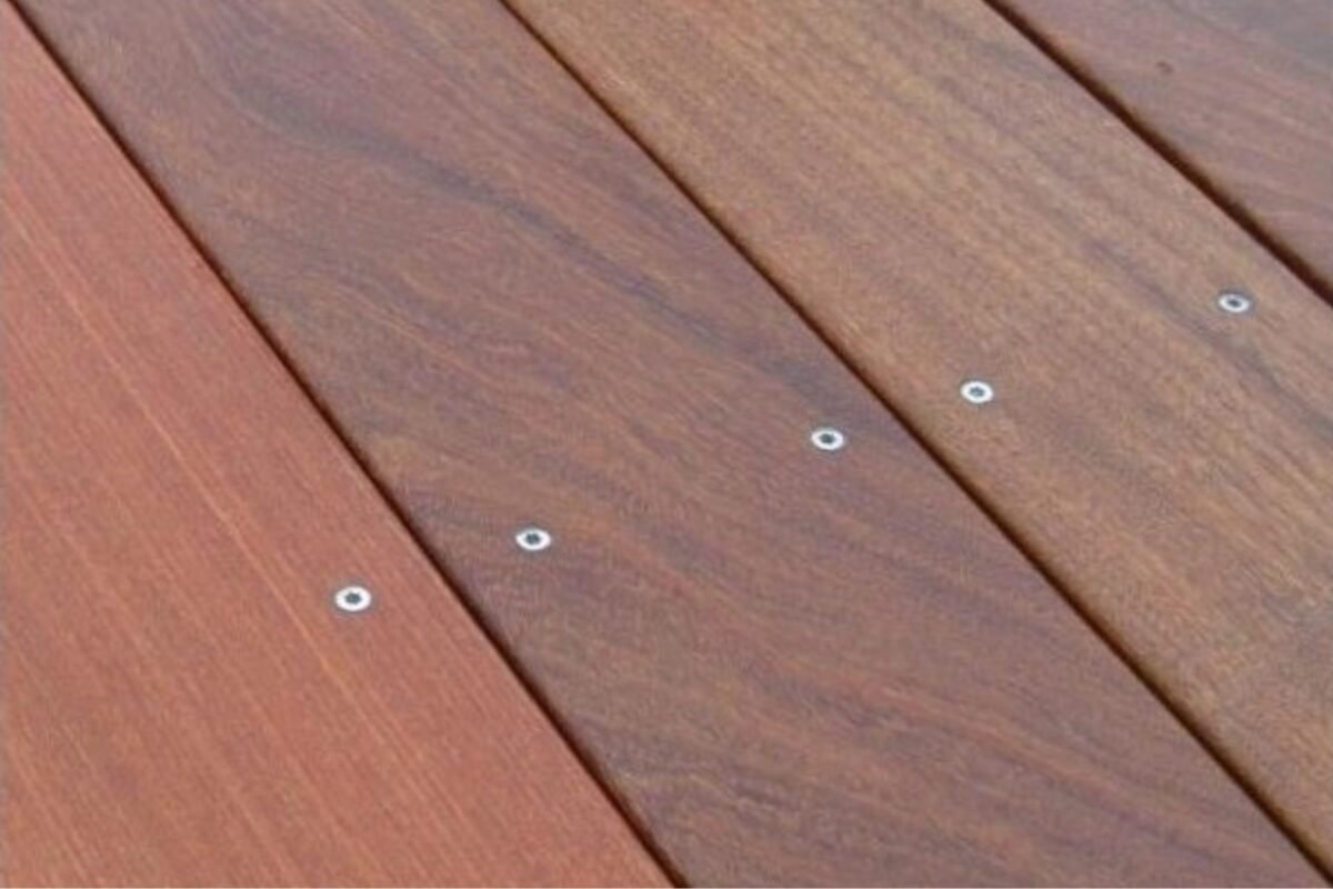 Lame de terrasse ipé 3000x145x21 mm lisse à visser